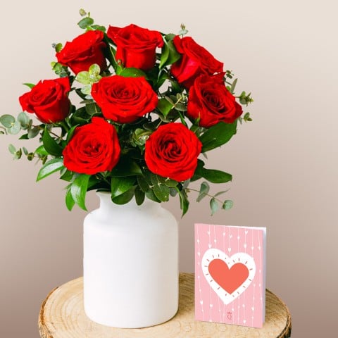 Amor Vibrante: Rosas Rojas Amor Vibrante: Rosas Rojas